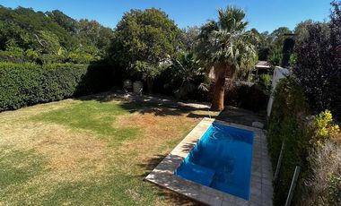 Casa en  B° Privado La Lucia