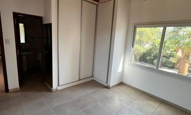 Casa en  B° Privado La Lucia