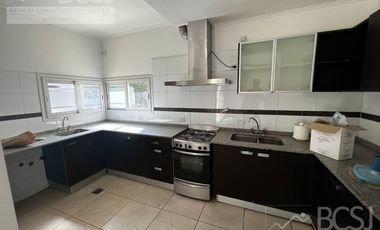 Casa en  B° Privado La Lucia
