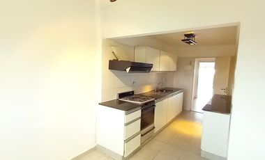 Venta, Departamento, Semi Piso, 3 Ambientes, dependencia, Cochera, Libertador al Rio, Vicente López