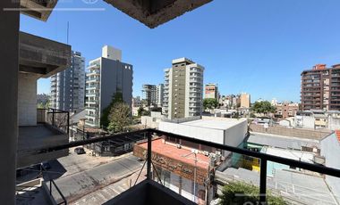 Departamento en Venta, 2 Ambientes - Quilmes centro. En pozo