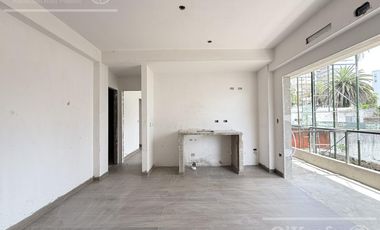 Departamento en Venta, 2 Ambientes - Quilmes centro. En pozo