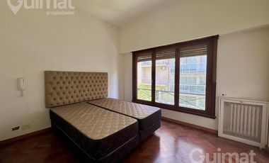 Excelente  Piso de 4 ambientes, totalmente reciclado, Juncal y Libertad.