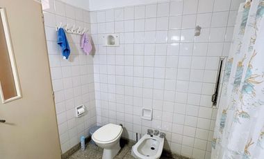 Casa ubicada en el parque español en Venado Tuerto