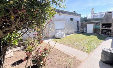 Casa ubicada en el parque español en Venado Tuerto