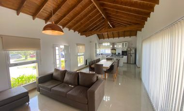 Casa en Lagos de Canning