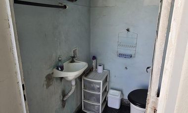 Casa en venta en Monte Chingolo con tinglado nave industrial gran espacio de guardado