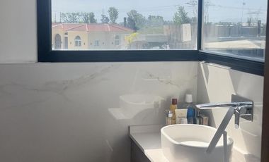 ALQUILER TEMPORARIO CASA A ESTRENAR 5 AMBIENTES C/PISCINA A LA LAGUNA, BARRIO LA ALAMEDA CANNING