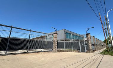 Alquiler y Venta Nave Industrial en Venta con 5600 mts cubiertos