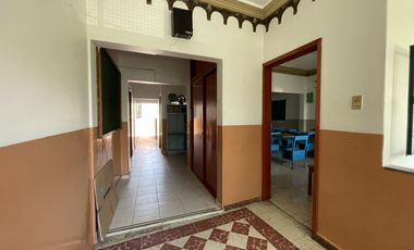 VENDE O RENTA CASA CON USO DE SUELO