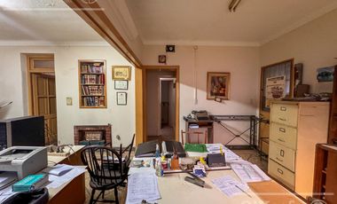 Casa en venta - Bernal Centro