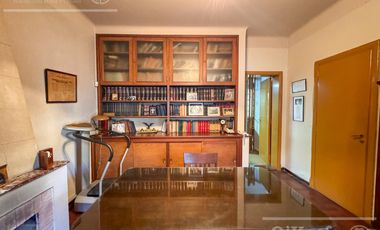 Casa en venta - Bernal Centro