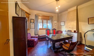 Casa en venta - Bernal Centro