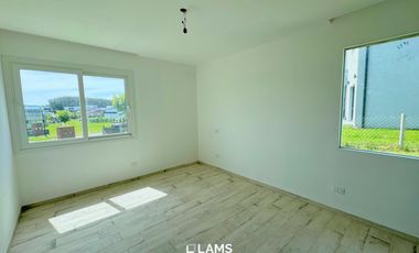 Venta - Casa 4 ambientes - Barrio Privado Rumenco Joven