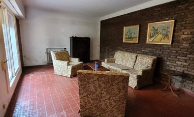 PH en venta - 2 Dormitorios 1 Baño - 152mts2 - La Plata
