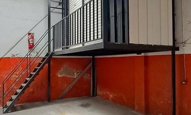 Depósito en venta - 1 Ambiente 1 Baño - 359Mts2 - Lanús