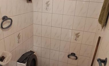Depósito en venta - 1 Ambiente 1 Baño - 359Mts2 - Lanús