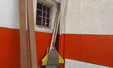 Depósito en venta - 1 Ambiente 1 Baño - 359Mts2 - Lanús