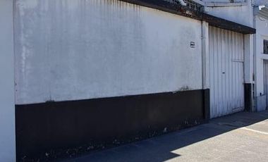 Depósito en venta - 1 Ambiente 1 Baño - 359Mts2 - Lanús
