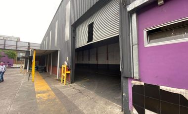 Galpón - Depósito de 10.000 m2.  en  Barracas  - ALQUILER