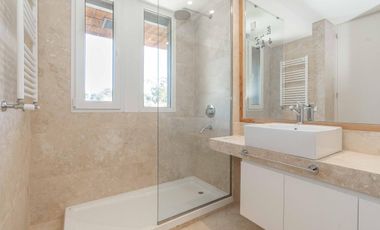 Departamento 3 ambientes en venta en San Isidro
