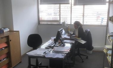 Oficina en Venta, Córdoba sobre calle Ituzaingo