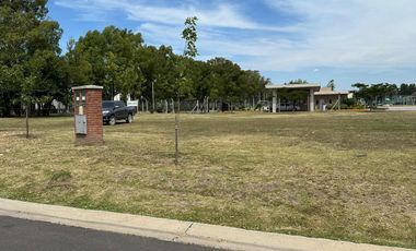 Terreno en venta - 432mts2 - Pilar Del Este