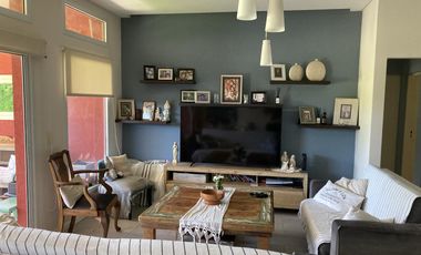 impecable casa en  barrio SANTA TERESA, VILLANUEVA