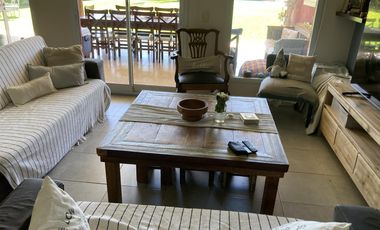 impecable casa en  barrio SANTA TERESA, VILLANUEVA