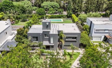 Casa en El Encuentro 4 cuartos