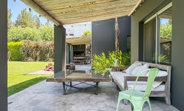 Casa en El Encuentro 4 cuartos