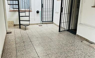 VENTA - CASA EN EL CENTRO DE MONTE GRANDE