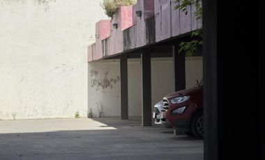 Cochera en edificio Barrio ABASTO VENTA