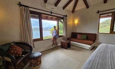 Casa Los Árboles con vista espectacular a la Bahia de Zihuatanejo