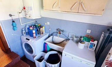 Casa en planta alta en venta en Victoria