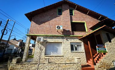 Casa en planta alta en venta en Victoria
