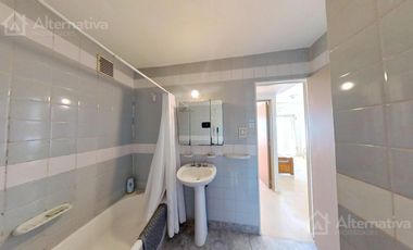 Venta departamento de dos ambientes en Balvanera