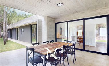 Casa en Alquiler en Costa Esmeralda para 8 personas