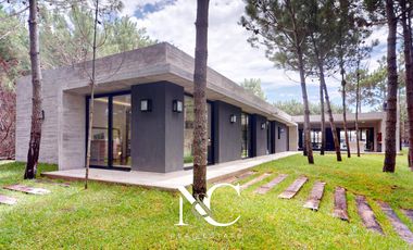 Casa en Alquiler en Costa Esmeralda para 8 personas