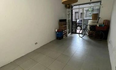 Local en venta, en Victoria.