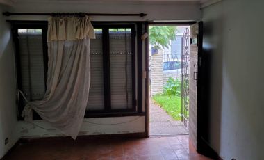 Casa en venta - 3 Dormitorios 2 Baños - Cocheras - 233Mts2 - López Gomara, Mar del Plata