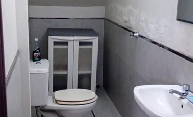 Casa 7 ambientes con local comercial aprox 600m2 en 3 plantas en venta - Ezpeleta