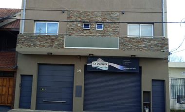Casa 7 ambientes con local comercial aprox 600m2 en 3 plantas en venta - Ezpeleta
