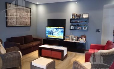 Casa 7 ambientes con local comercial aprox 600m2 en 3 plantas en venta - Ezpeleta