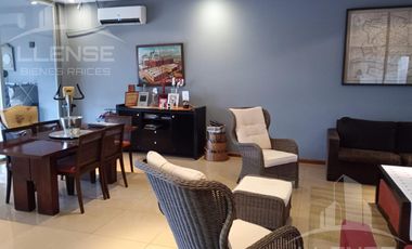 Casa 7 ambientes con local comercial aprox 600m2 en 3 plantas en venta - Ezpeleta
