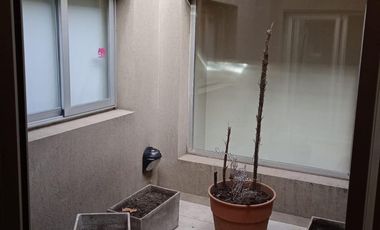 Casa 7 ambientes con local comercial aprox 600m2 en 3 plantas en venta - Ezpeleta