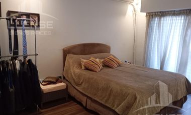 Casa 7 ambientes con local comercial aprox 600m2 en 3 plantas en venta - Ezpeleta