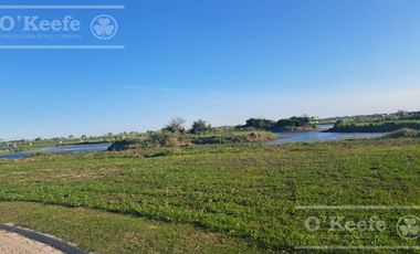 Terreno en Venta a la Laguna en barrio cerrado Elcano Guillermo Hudson, Pueblos del Plata