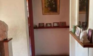 Casa en venta - 4 Dormitorios 2 Baños - Cocheras - 690Mts2 - Longchamps