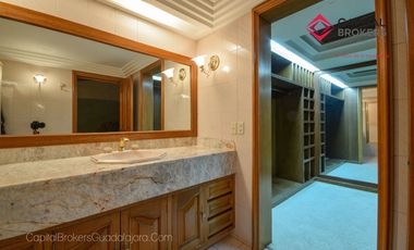 Casa en Venta en Club de Golf Santa Anita Lujo Sur